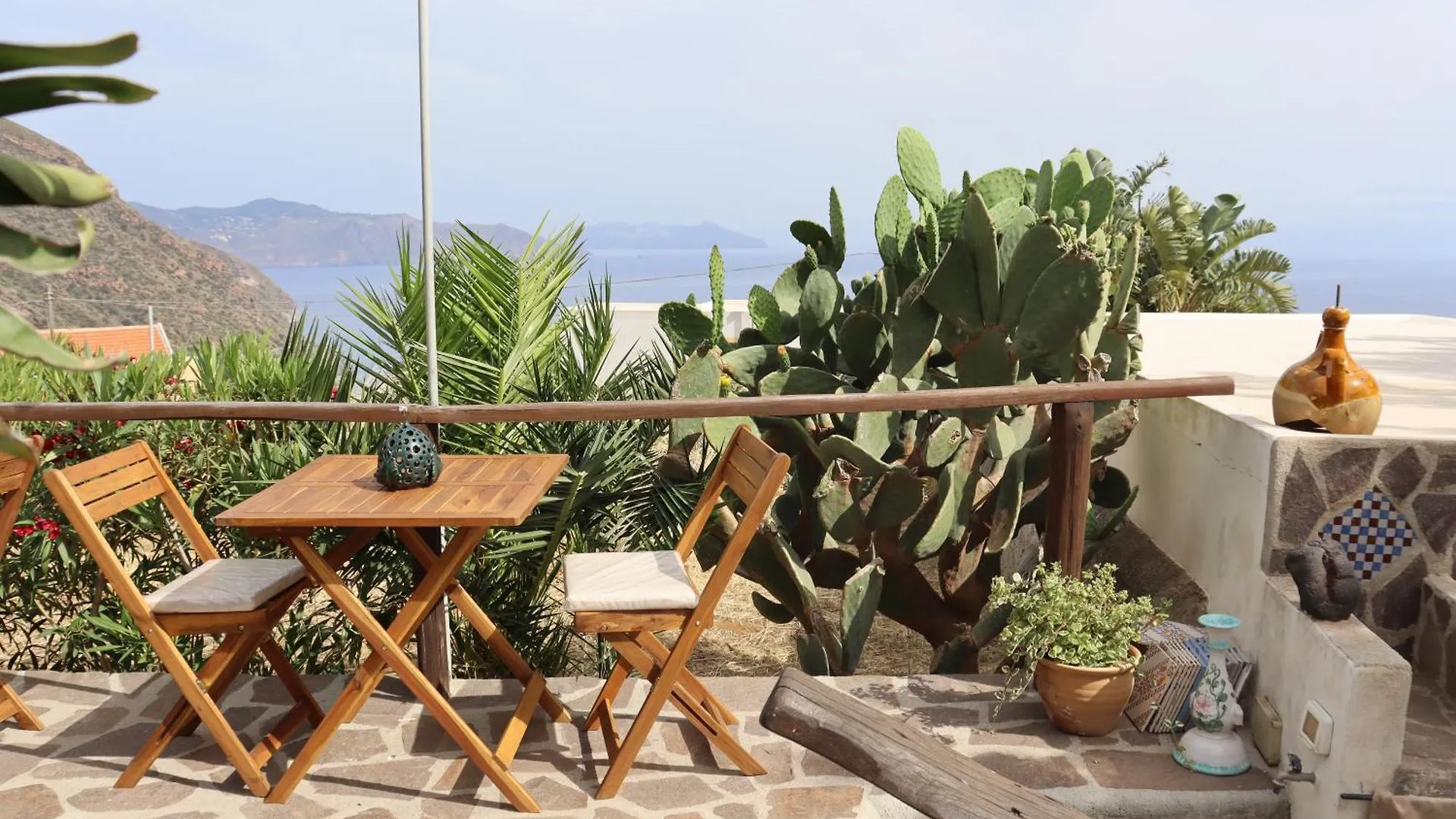 Casa vacanze Case Il Mandorlo - immersi nella natura e terrazzi vista mare Leni