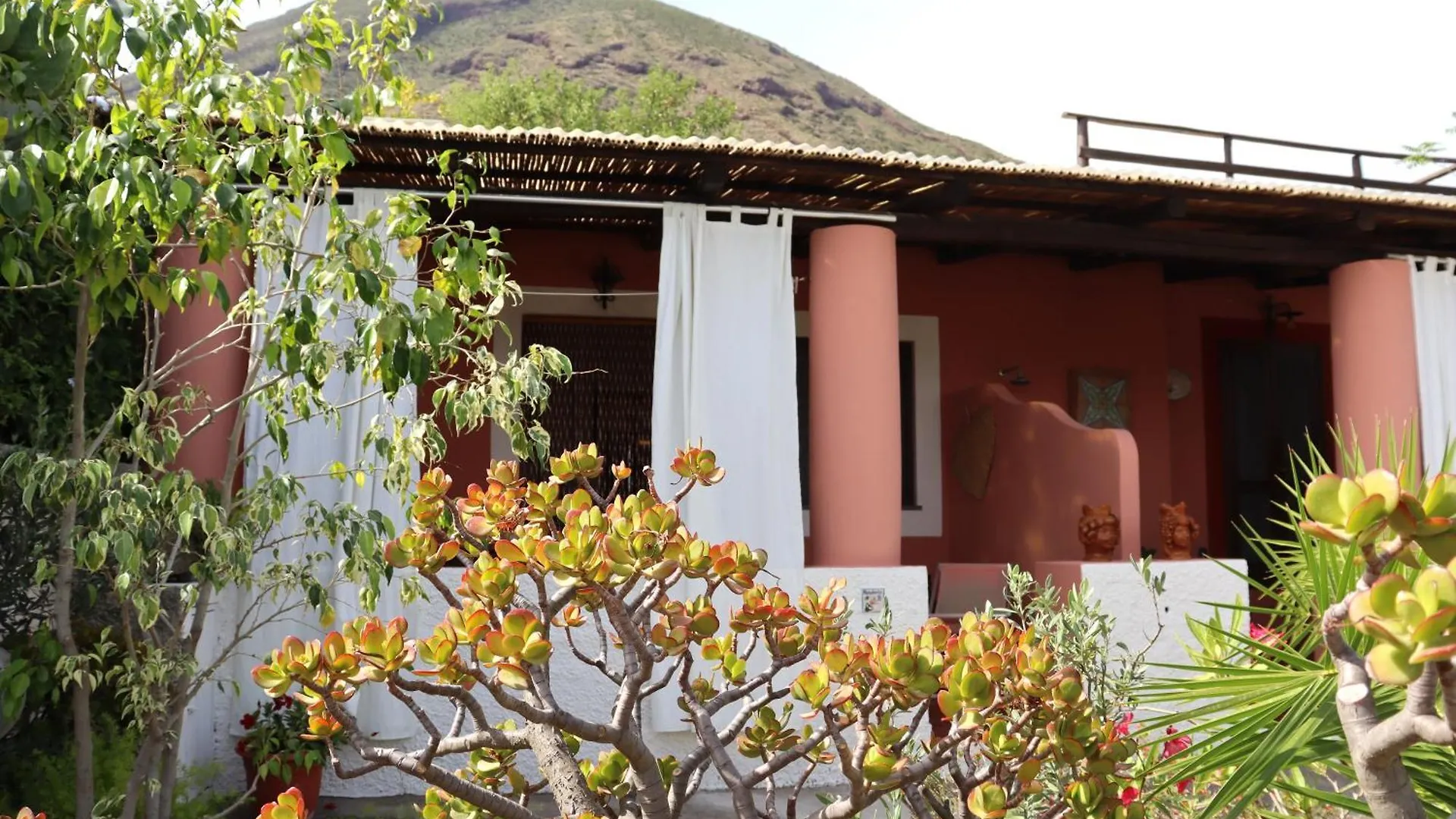 Casa vacanze Case Il Mandorlo - immersi nella natura e terrazzi vista mare Leni
